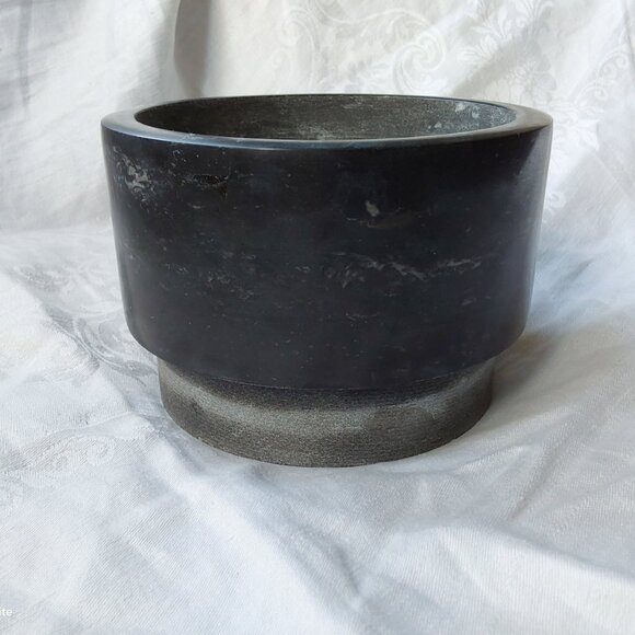 Very heavy black granite mortar and pestle set two sided very good used conditio - Picture 5 of 12